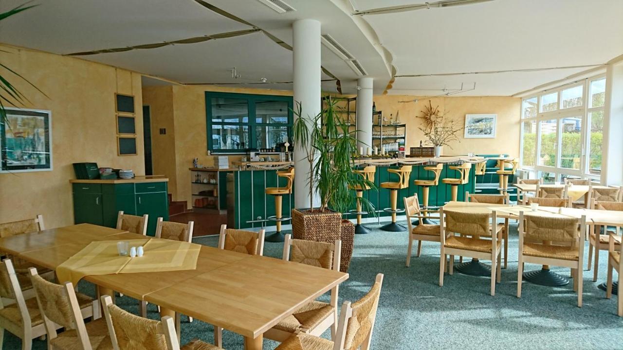 Mueritzparadies - Feriendorf Alte Fahrt Rechlin Extérieur photo